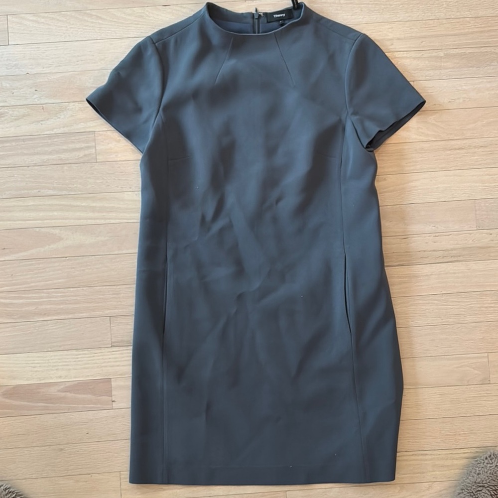 Elegant Gray Short Sleeve Dress